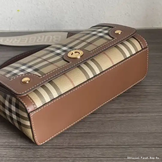 Official FirstBag Ru Top Note Handle Bag-24*8*14cm BURBERRY 0608